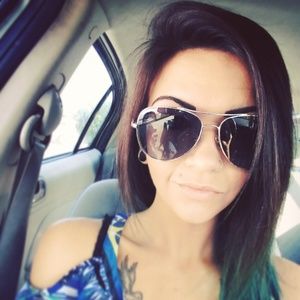 Meet your Posher, Patricia